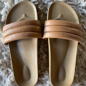 Beatrice Valenzuela Classic Sandalia